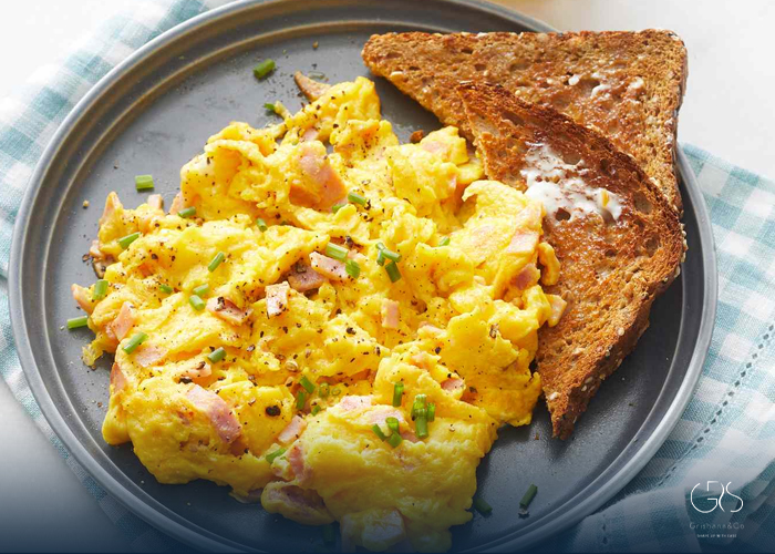 Scrambled Eggs with Toast