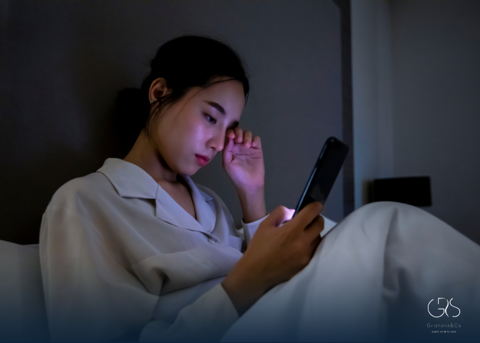 When does blue light cause headaches?