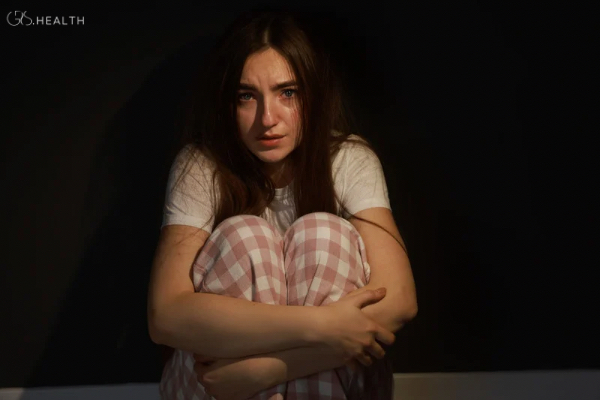 Living With Nyctophobia: Causes and Treatments